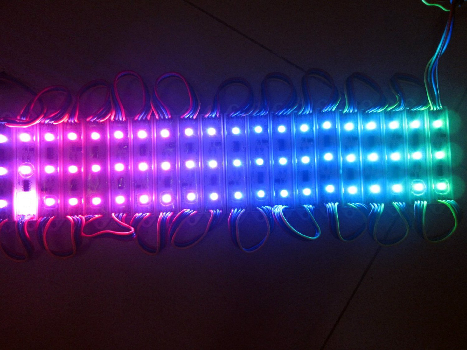 ویزگی های ال ای دی ادیسونی