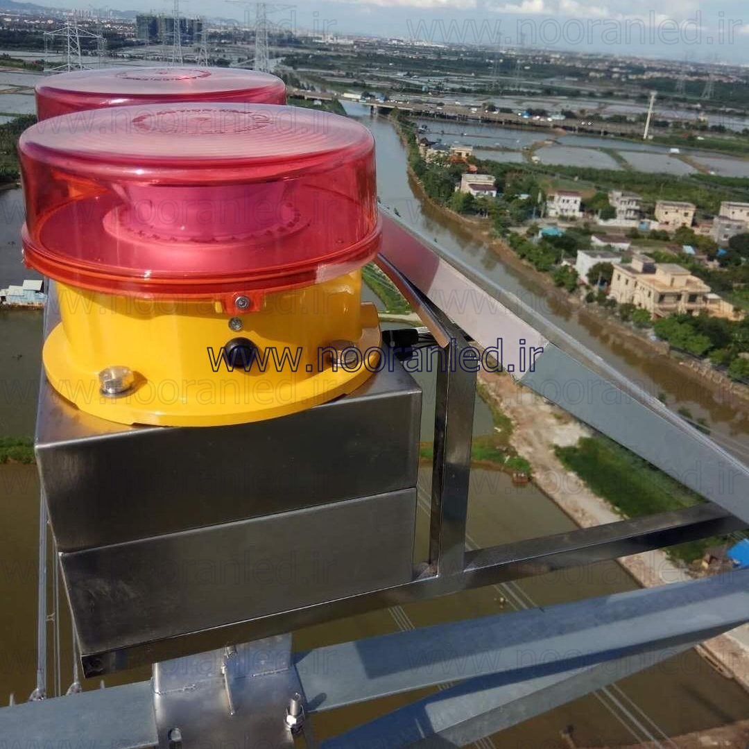 چراغ دکل سولار